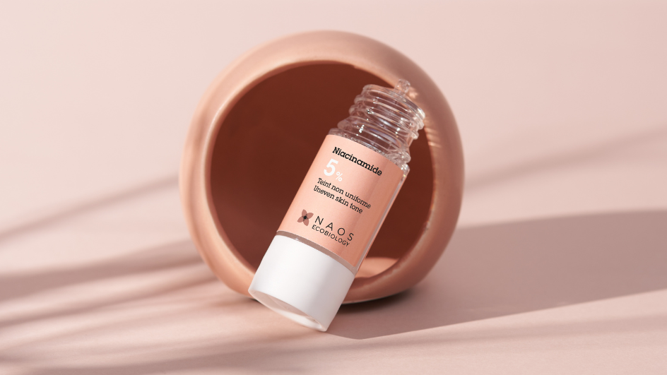 Blog: Niacynamid – jak działa przeciw przebarwieniom, zaczerwienieniom i zażółceniu skóry
