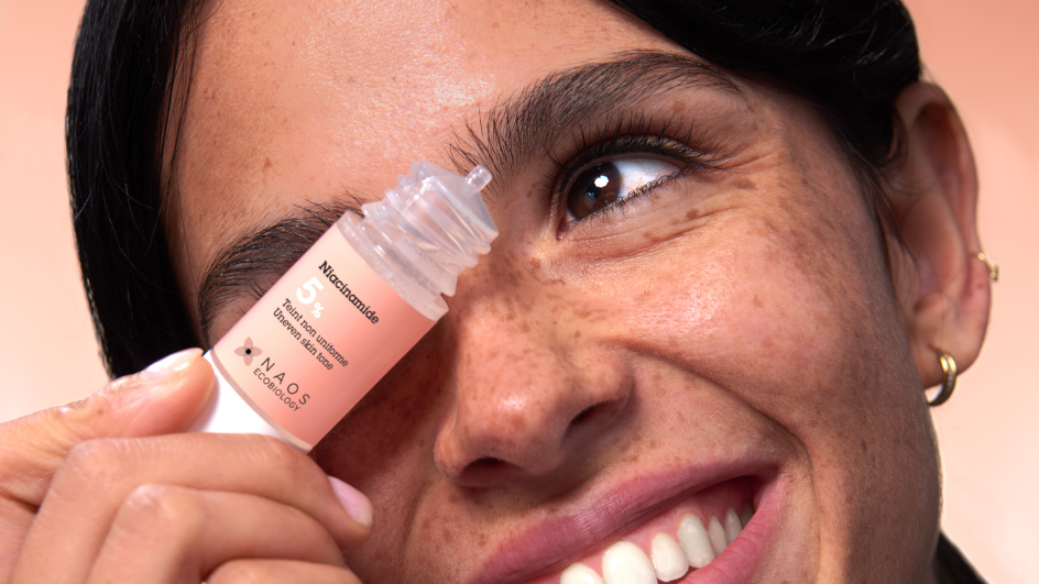 Niacynamid – co to jest, działanie i właściwości witaminy B3 na skórę